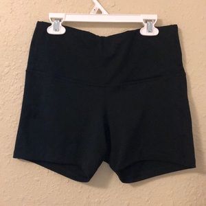 Champion workout shorts (2)